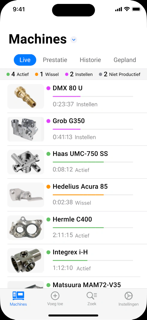 Machinelijst in de Smart Factory-app met de status van elke CNC-machine